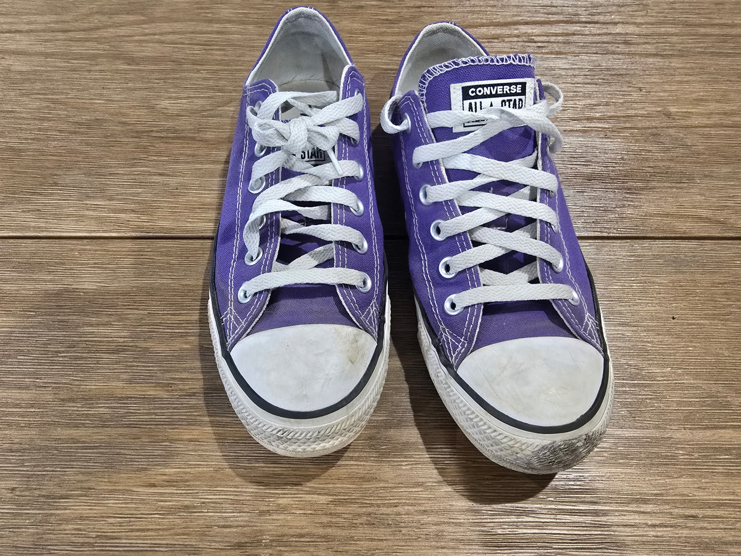 Converse All Star Purple Low Top Sneakers Men’s 7.5 / Women’s 9.5