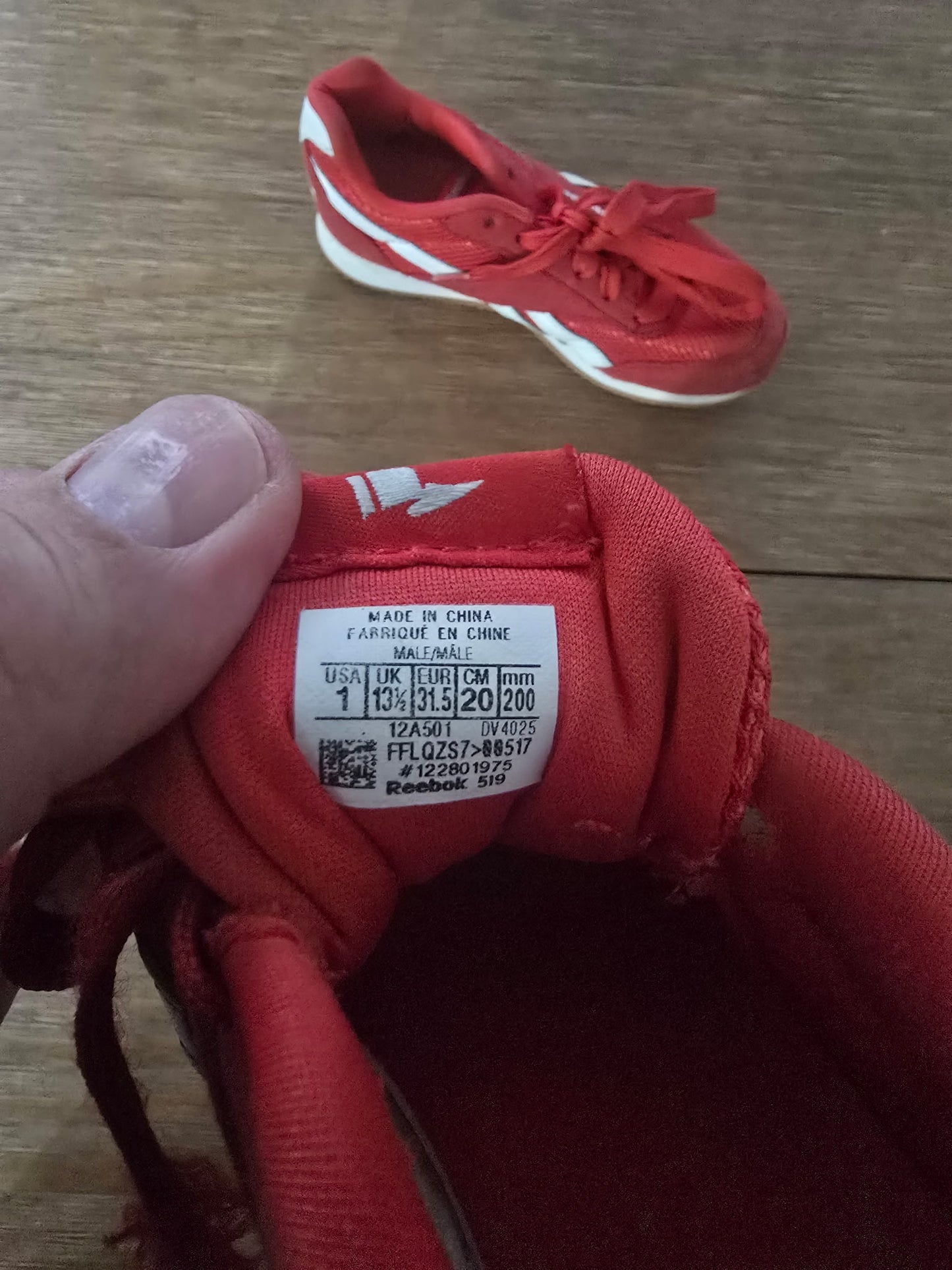 Reebok Red Kids Sneakers Size 1 | Classic Mesh & Suede Low-Top Shoes