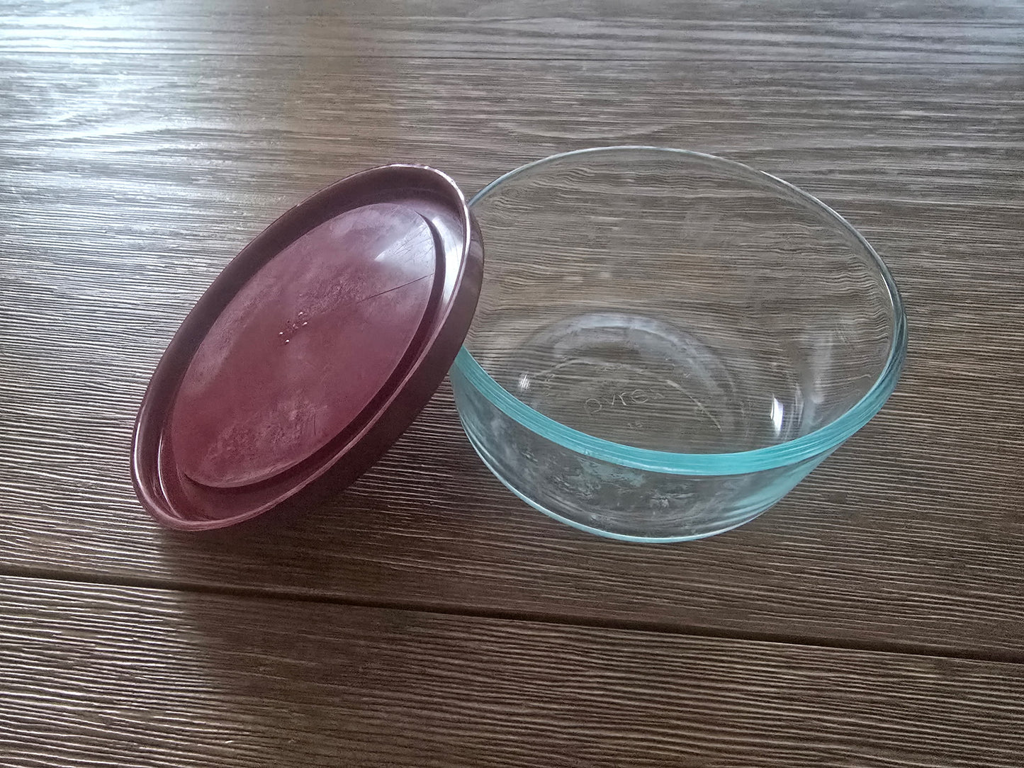 Pyrex 7200 2-Cup Glass Storage Bowl with 7200-PC Red Lid