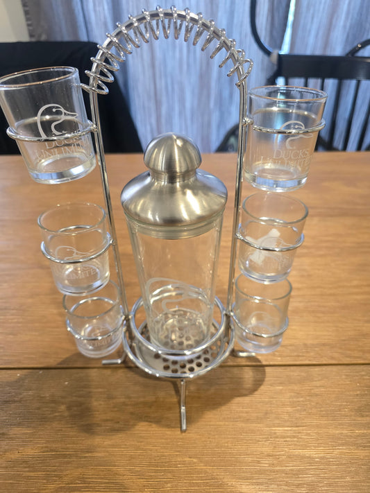 Ducks Unlimited Spirits Dispenser Set: 6 Glasses & Shaker