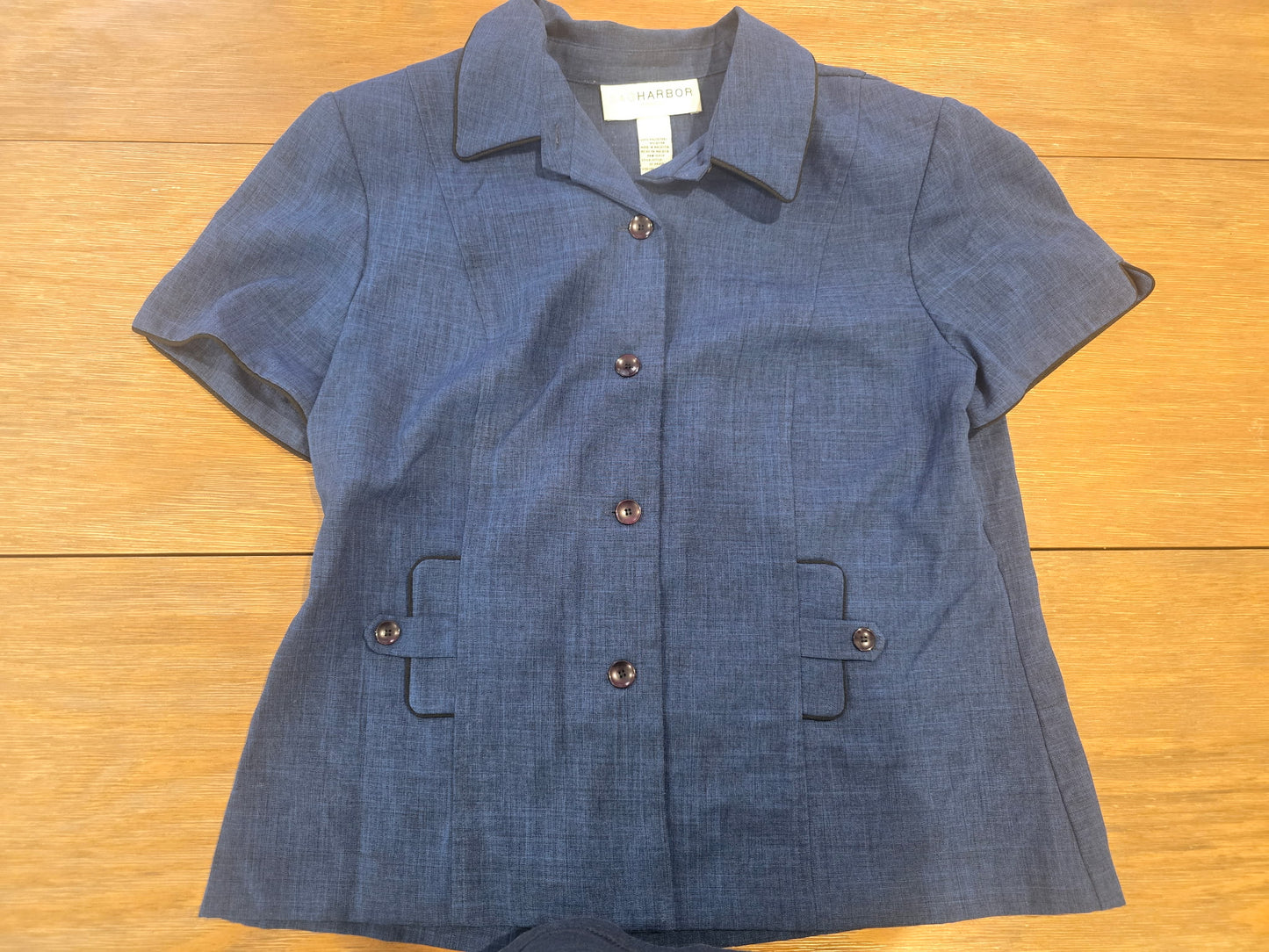 Sag Harbor Women’s Blue Short Sleeve Button Front Jacket Size 16