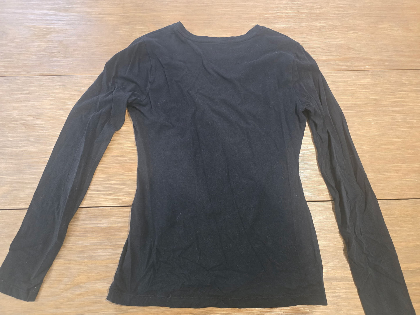 Banana Republic long-sleeve V-neck top XS