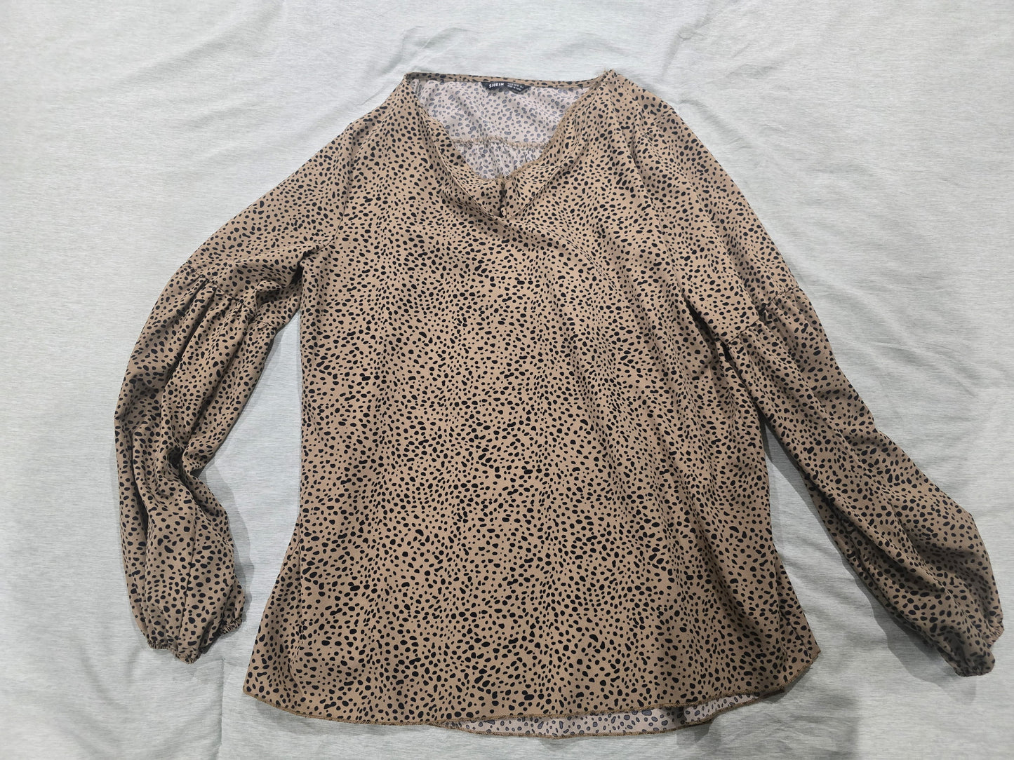 SHEIN Cheetah Animal Print V-Neck Tunic Blouse | Size Medium