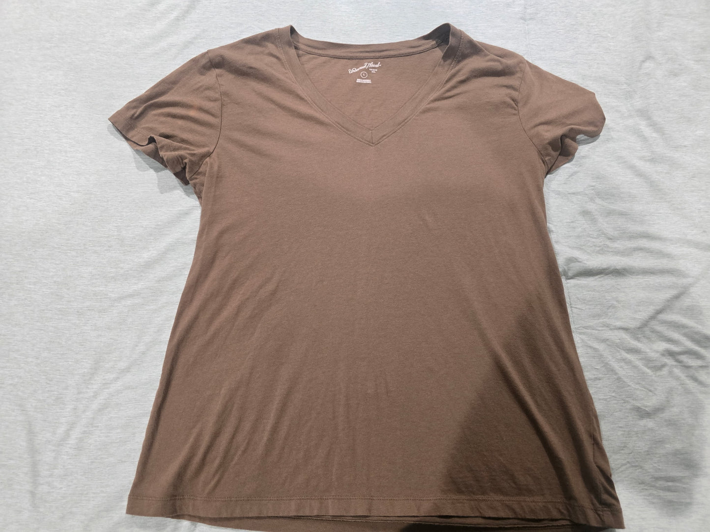 Lot of 3 Universal Thread Tops Size L Black Ribbed Tank & 2 V-Neck Tees Brown Mauve