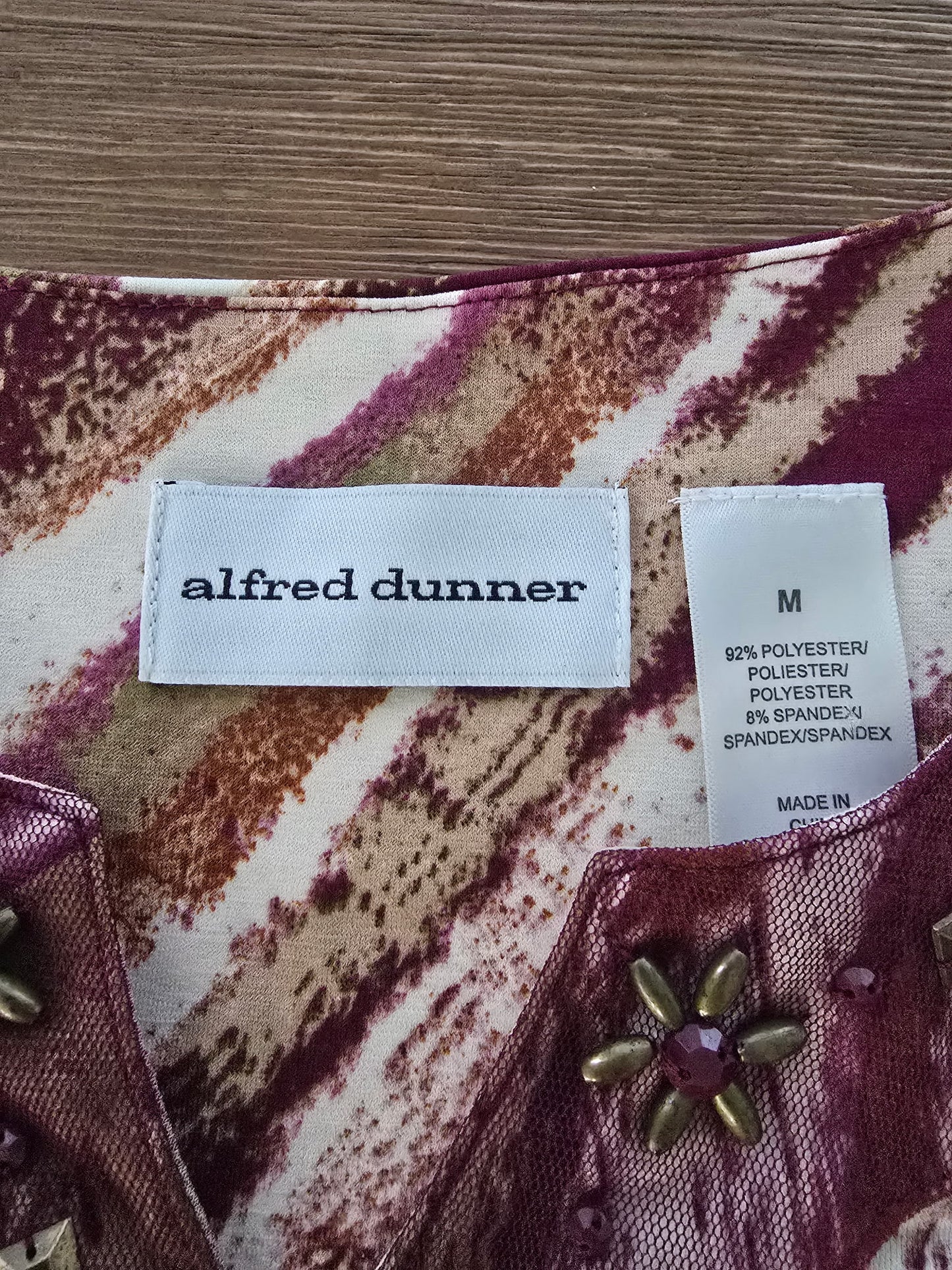 Alfred Dunner Women's Medium Top Purple Pink Abstract Embellished V-Neck 3/4 Sleeve