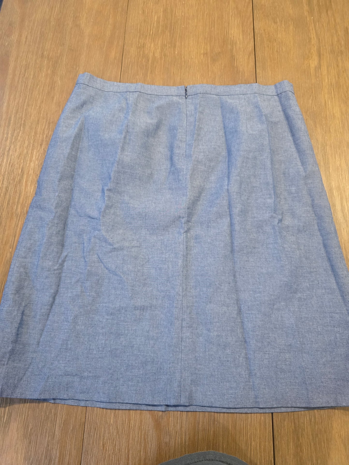 KASPER Blue A-Line Career Skirt Women’s Size 16 Chambray Look Lined Pockets