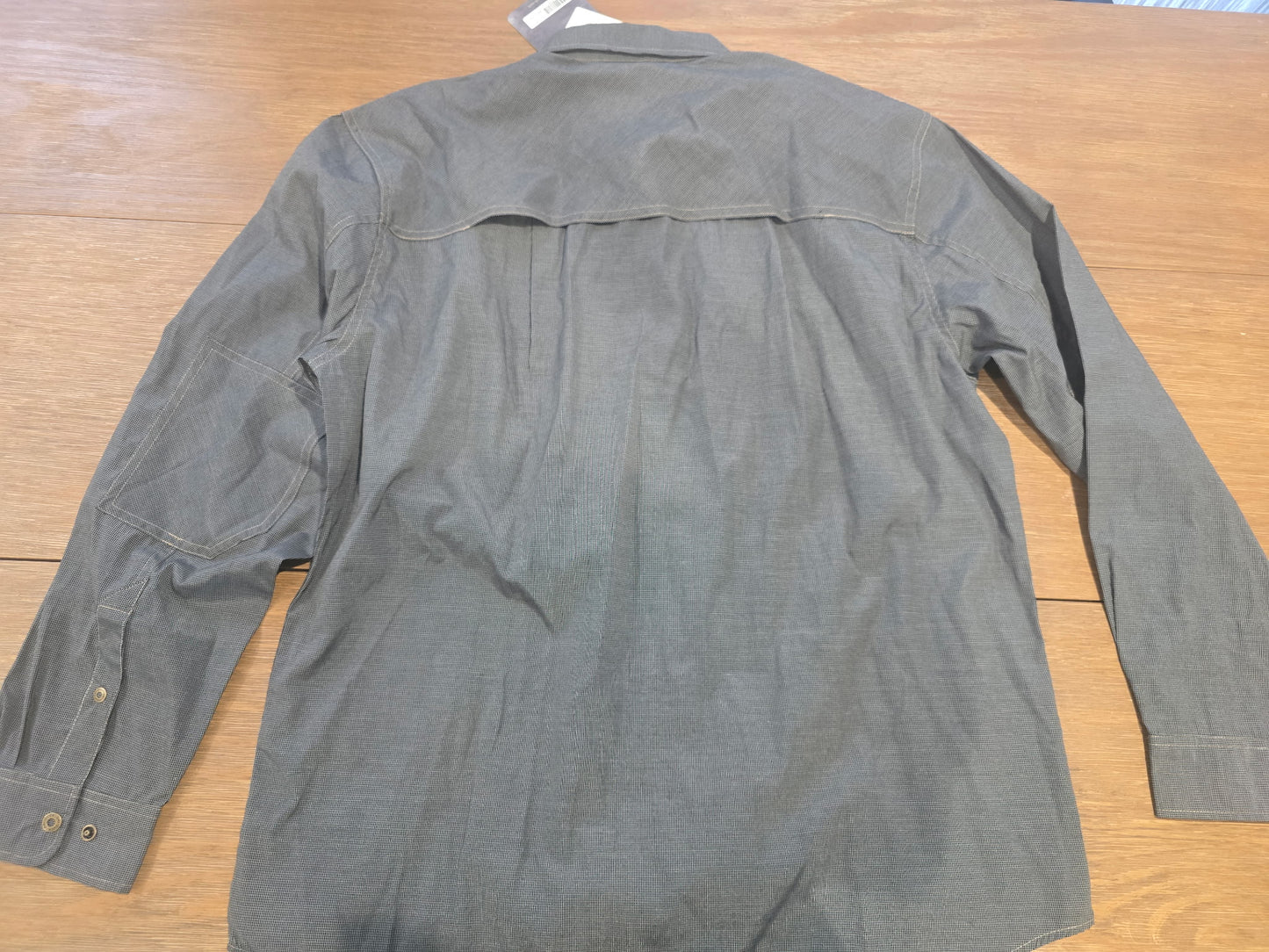 DRI DUCK Men's Size L Long Sleeve Fishing Shirt Teflon Shield+ Stain Resistant Gray