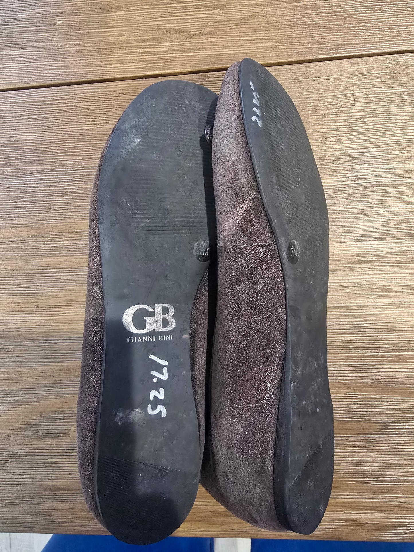 Gianni Bini Metallic Gray/Silver Flurry Flats