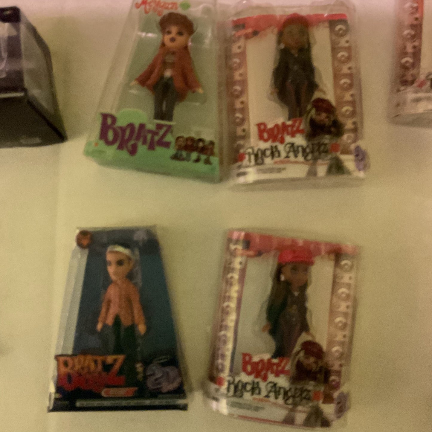 Huge Bratz Minis Lot - 10+ Pieces - Rock Angelz, Boyz, Motorcycle & Accessories