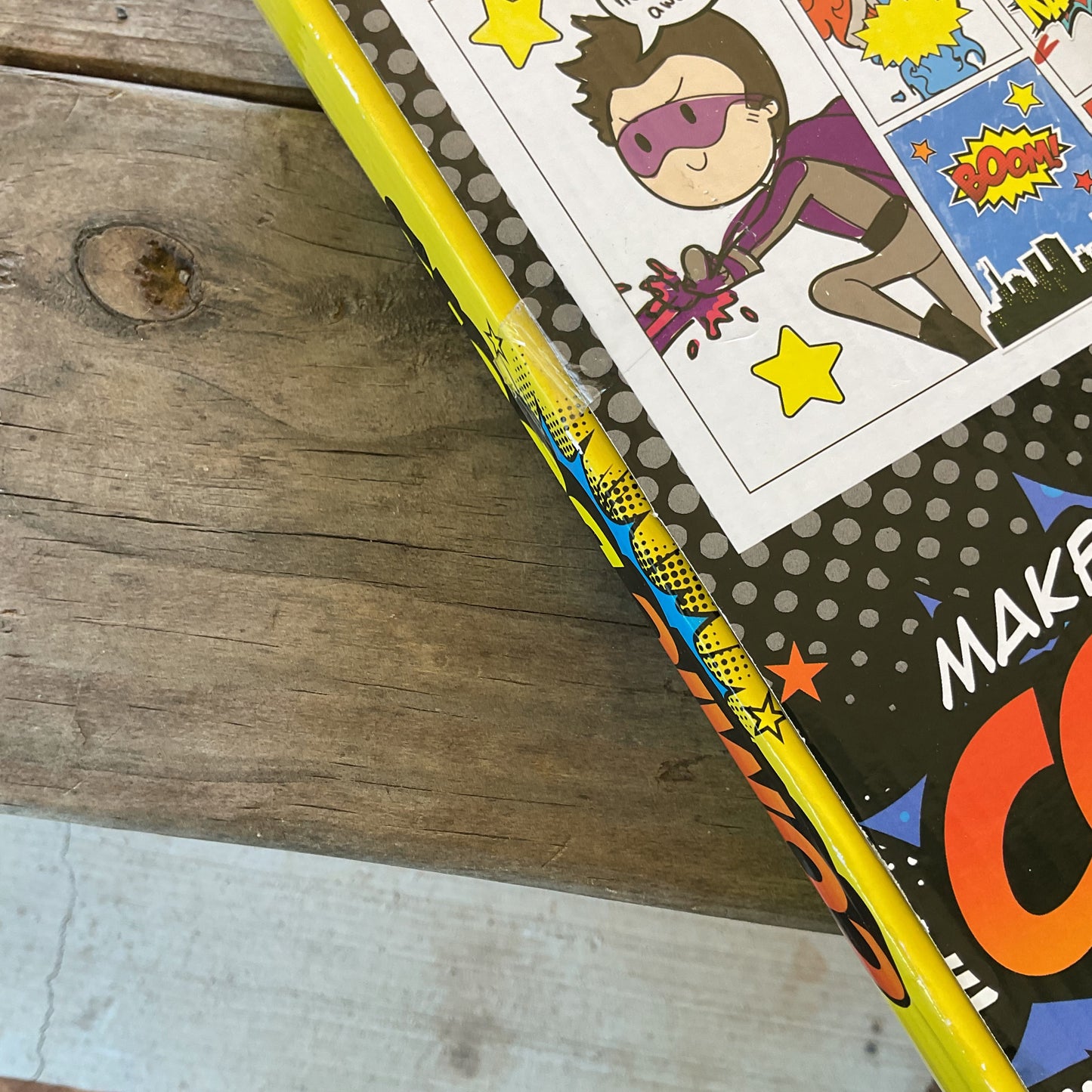 Mine 2 Design Make Your Own Comic Book Kit - DIY 32-Page Book & Stickers - NEW