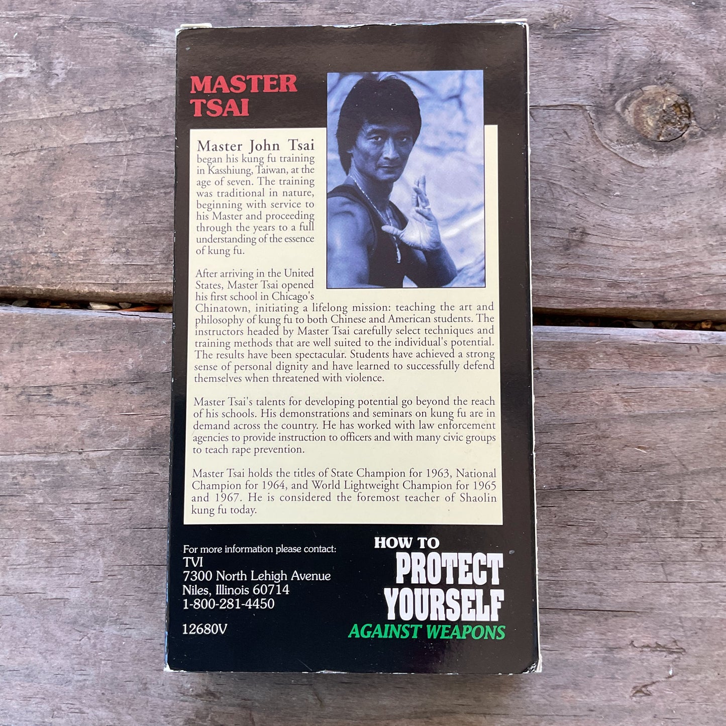 How to Protect Yourself Against Weapons with Master Tsai VHS TAPE (Martial Arts)