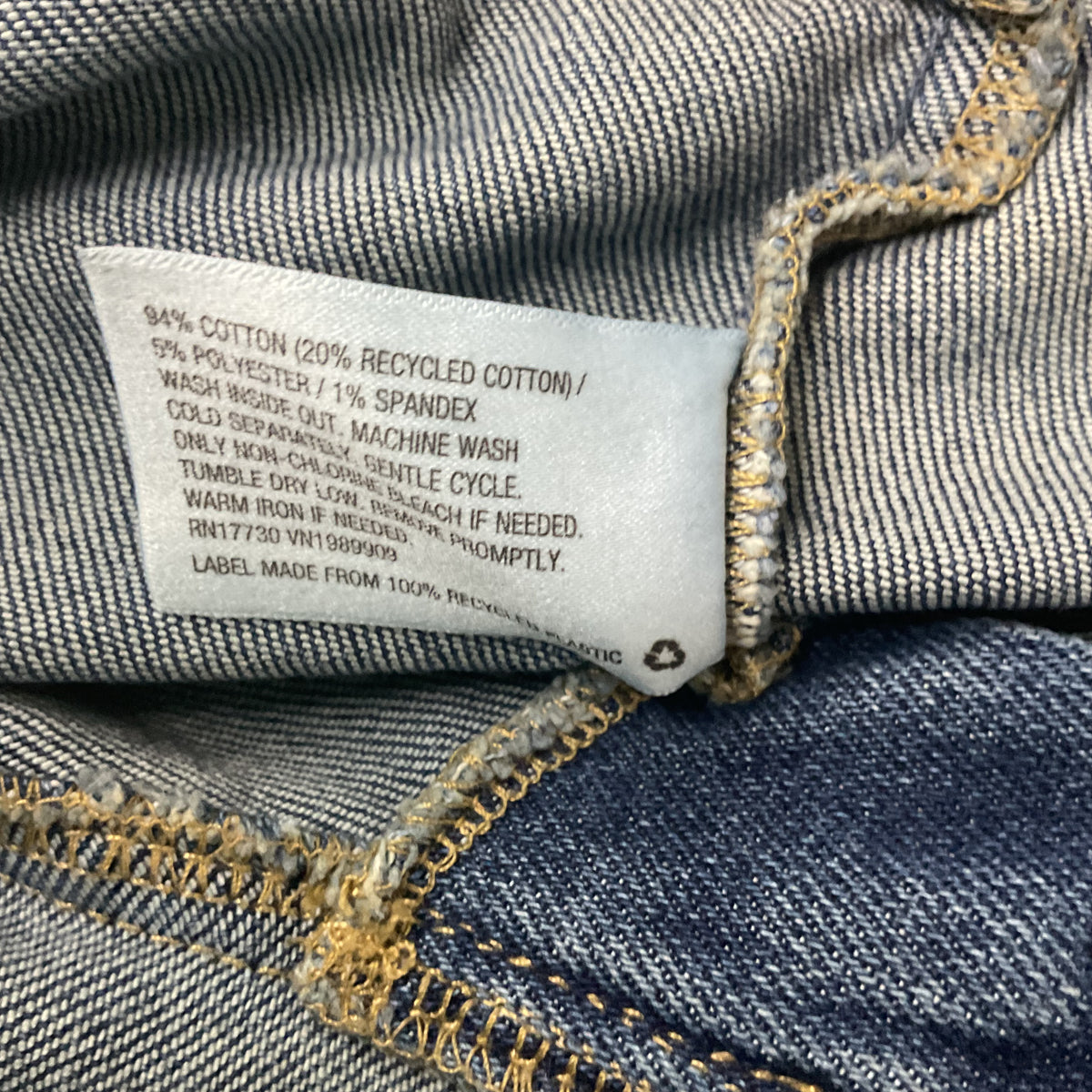 Wild Fable Low Rise Flare Cargo Jeans Size 12 Medium Wash Denim Y2K Flap Pocket