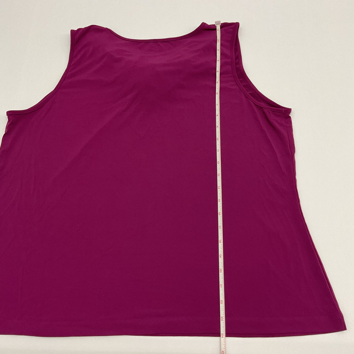 Susan Graver XL Magenta Ruffled Lace V-Neck Sleeveless Top Tank A94239 Xl