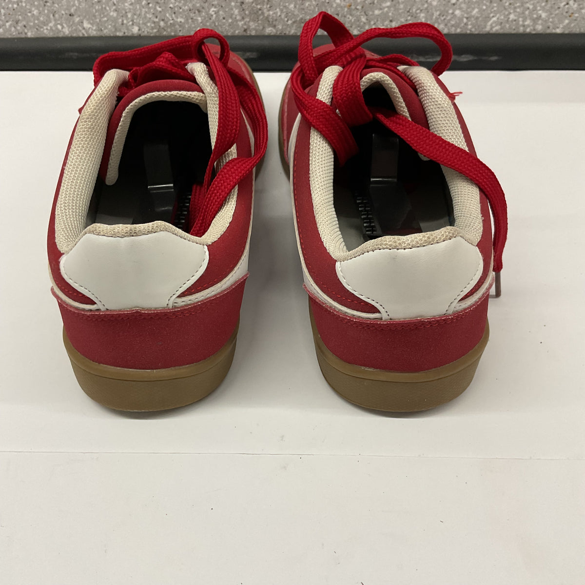 CUCCOO Women's Red Retro Sneakers Low Top Casual Shoes White Stripes EU 39 / US 8