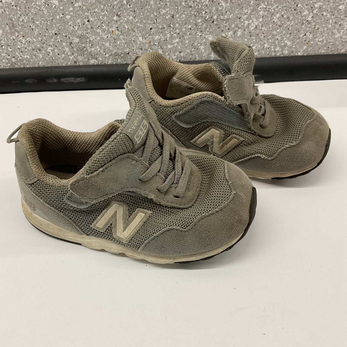 New Balance 515 Infant / Toddler Hook-and-Loop Sneakers