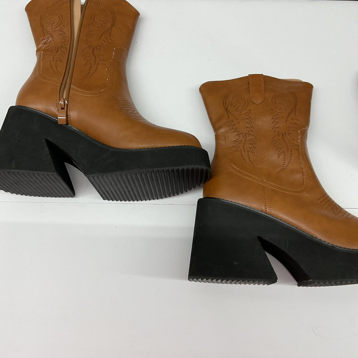 Western / Cowboy-inspired platform ankle boots