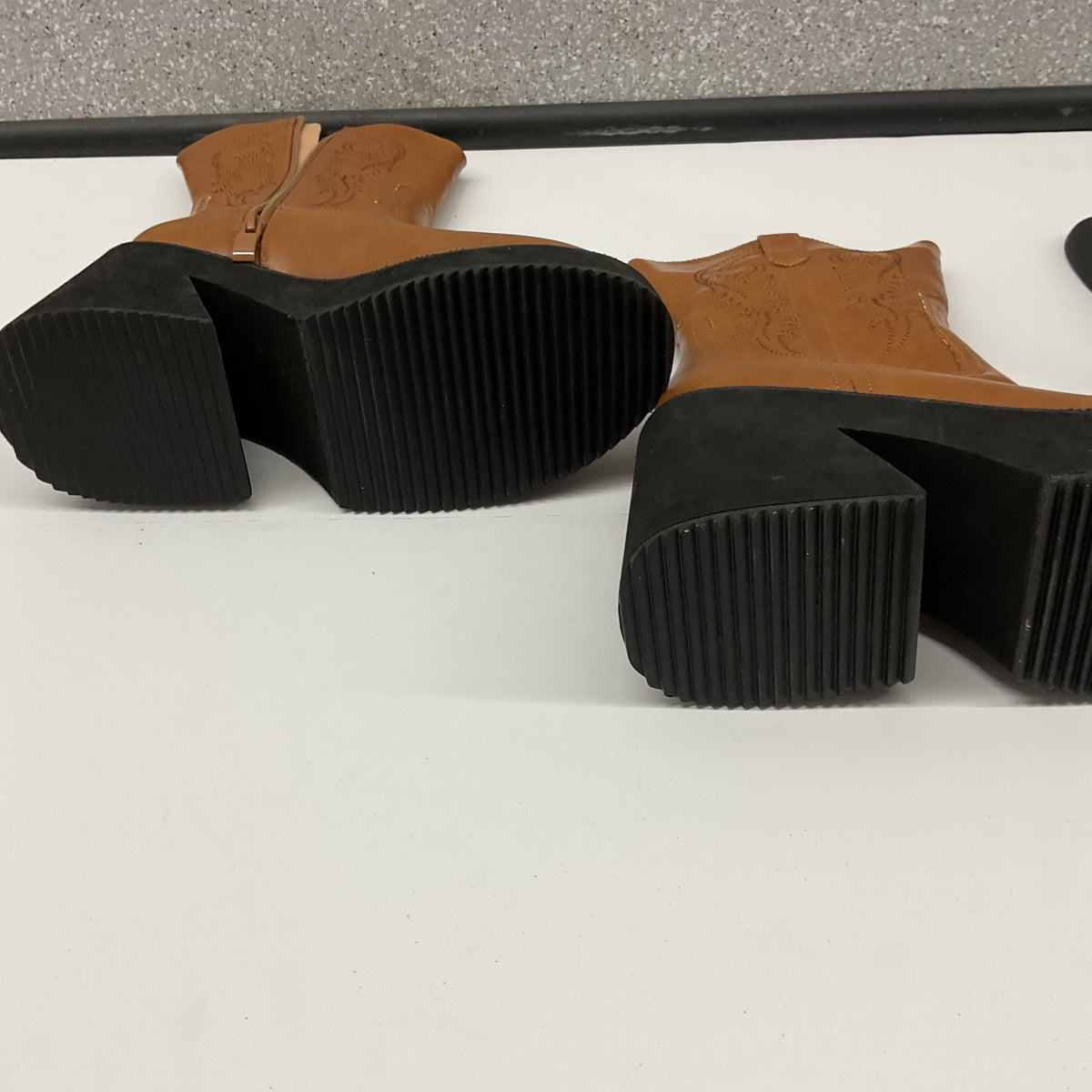 Western / Cowboy-inspired platform ankle boots