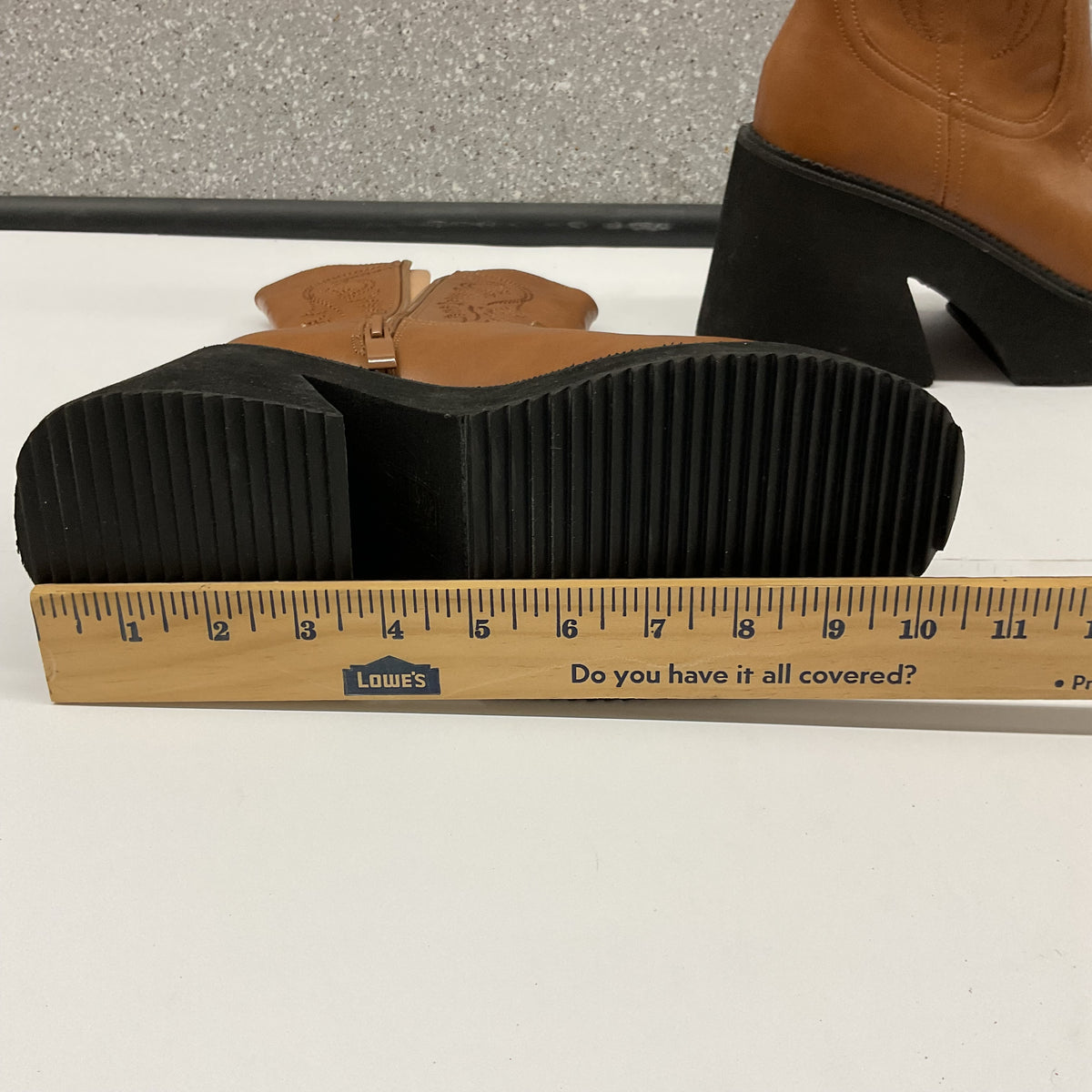 Western / Cowboy-inspired platform ankle boots