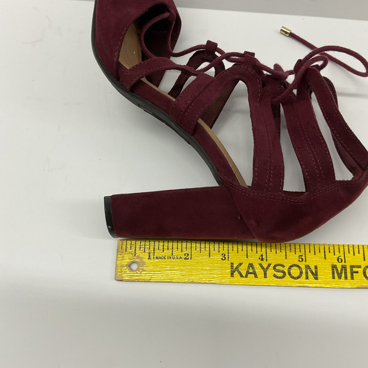 Christian Siriano for Payless Burgundy Lace-Up Block Heels Women's 7.5