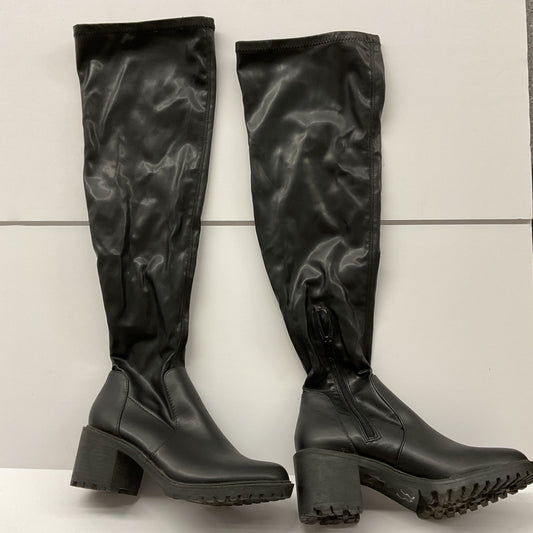 Black Tall Lug Sole Block Heel Side Zip Boots – Size 9