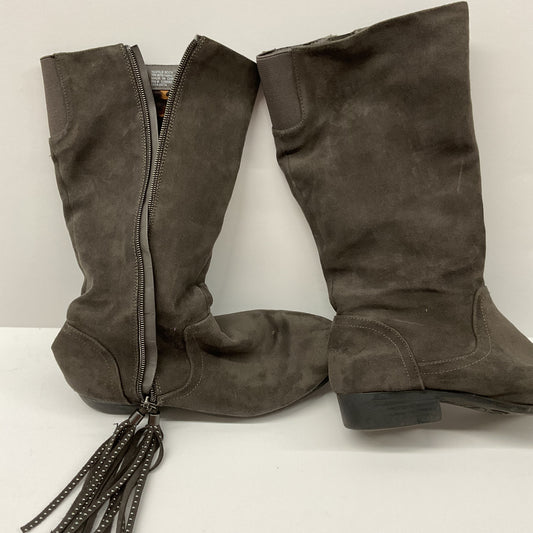 Steve Madden JFINNLY Girls Size 4 Taupe Tall Boots Studded Fringe Zip