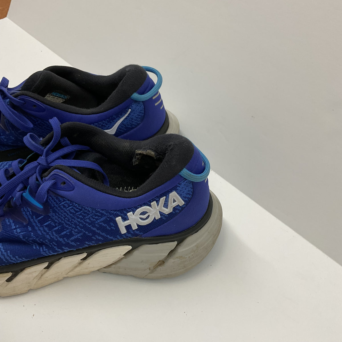 HOKA Blue Running Shoes Lace-Up Sneakers Worn Heel Lining No Insoles