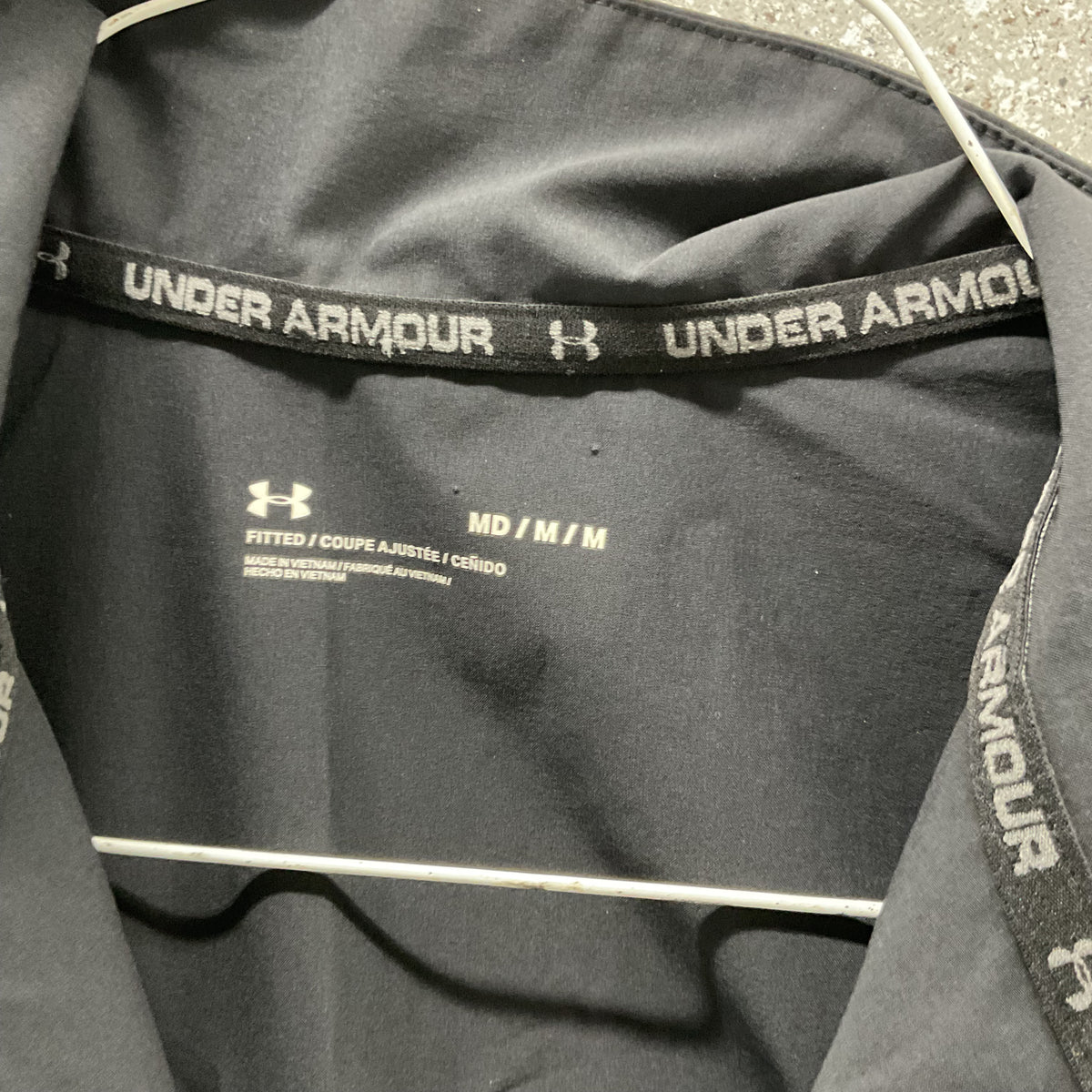 Under Armour Black Fitted Full Zip Vest Size Medium