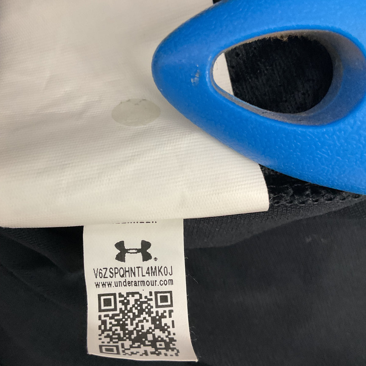 Under Armour Black Fitted Full Zip Vest Size Medium