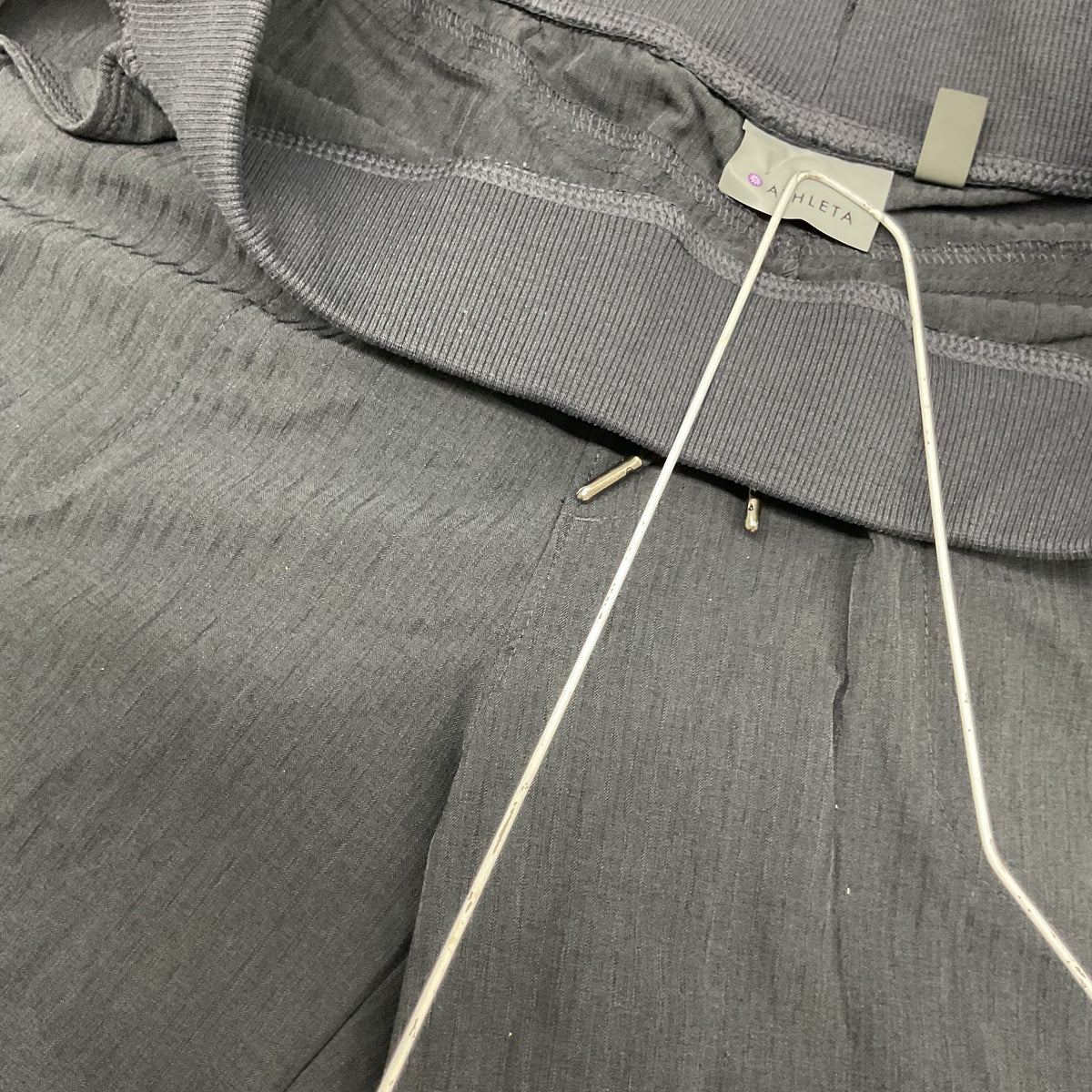 Athleta Women's Size 6 Charcoal Gray Drawstring Jogger Pants