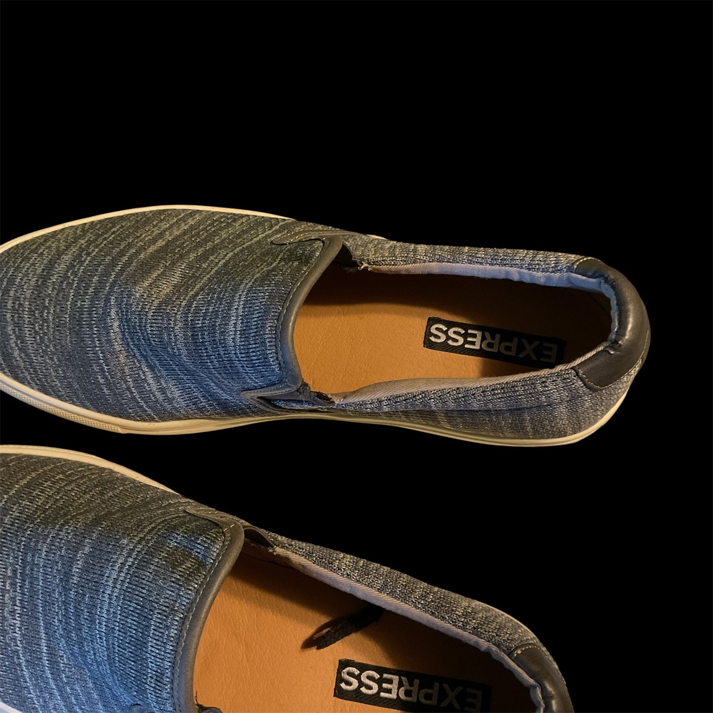 EXPRESS Gray Knit Slip-On Shoes – Casual Comfort with Modern Style