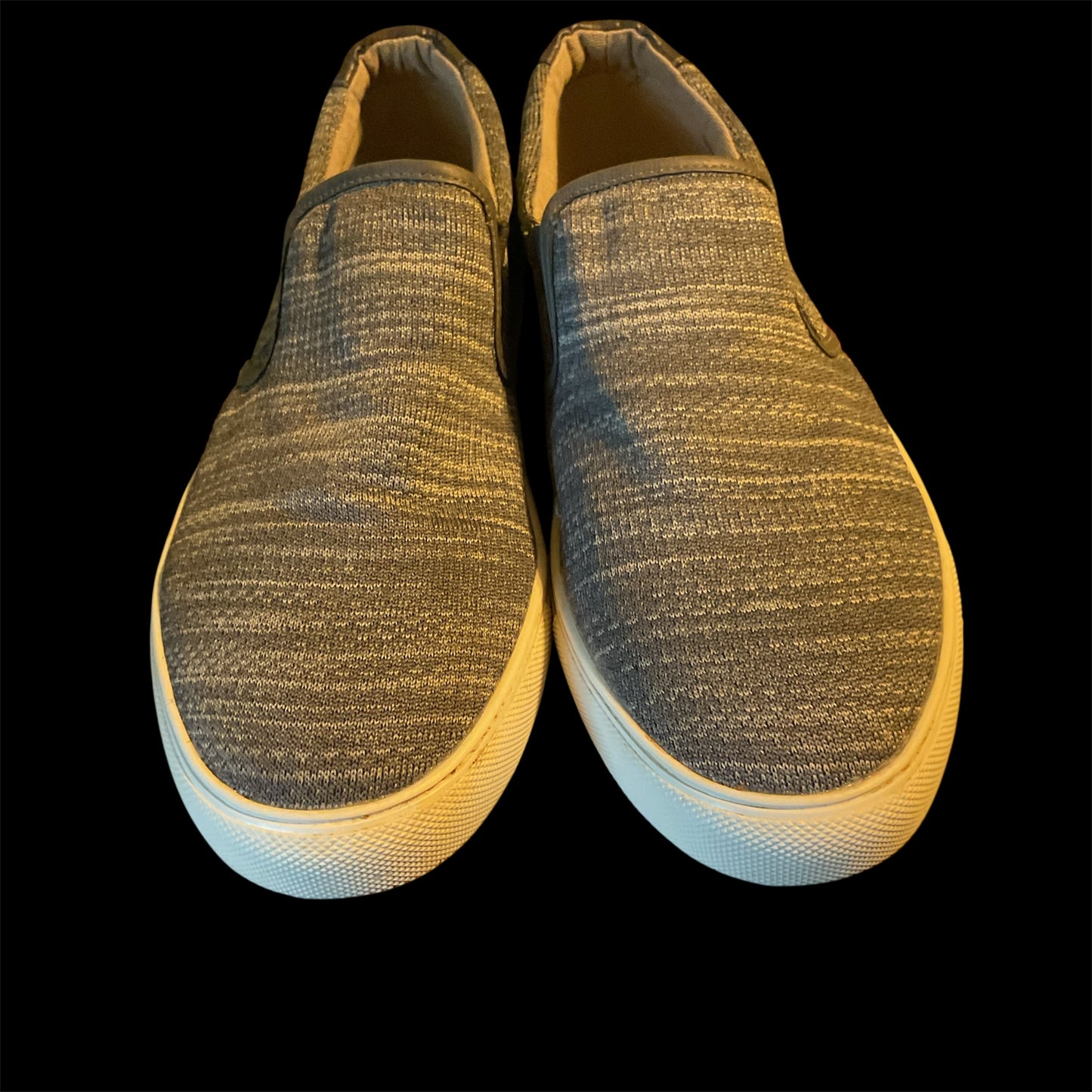 EXPRESS Gray Knit Slip-On Shoes – Casual Comfort with Modern Style