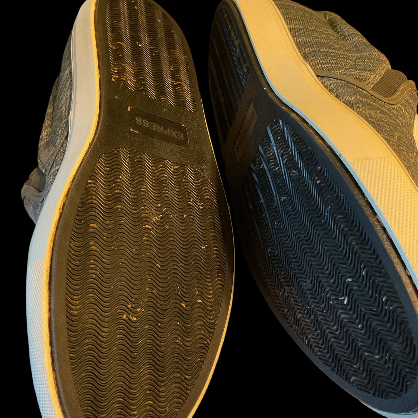 EXPRESS Gray Knit Slip-On Shoes – Casual Comfort with Modern Style