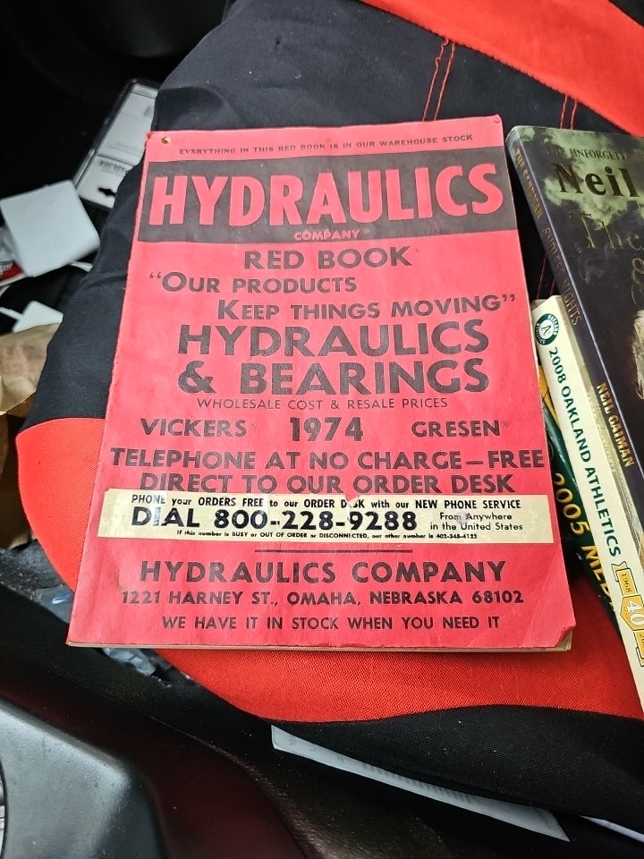 Vintage 1974 Hydraulics Company Red Book Catalog Vickers Gresen Sundstrand