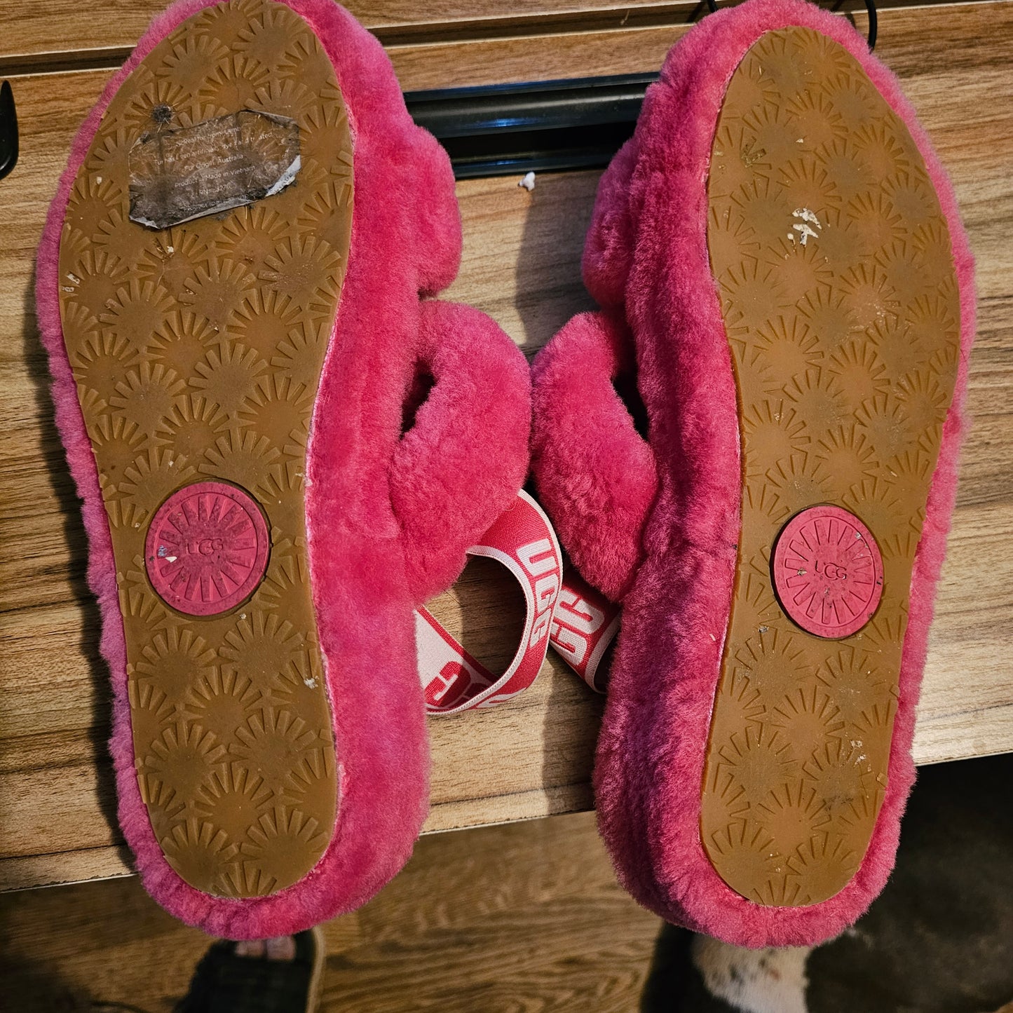 ugg women's fuzzy slippers